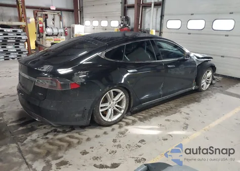 2015 Tesla Model S из США, поврежденный, VIN 5YJSA1E23FF109732